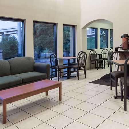 Days Inn South Όστιν Εξωτερικό φωτογραφία